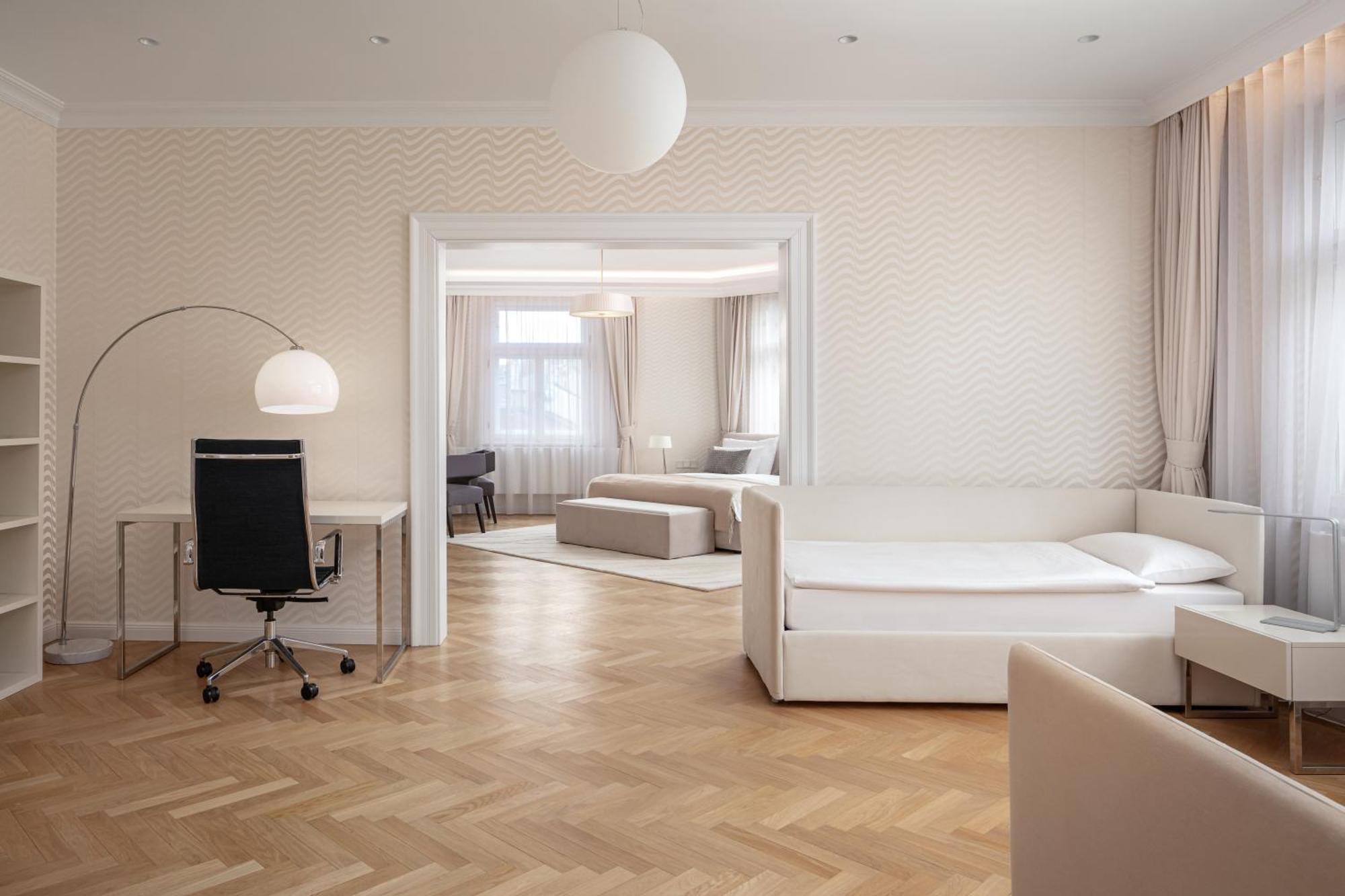 R16 Residences Lejlighedshotel